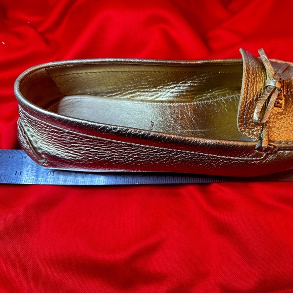 Prada Flats - Picture 1 of 8